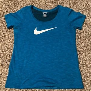 Nike tee women’s medium blue